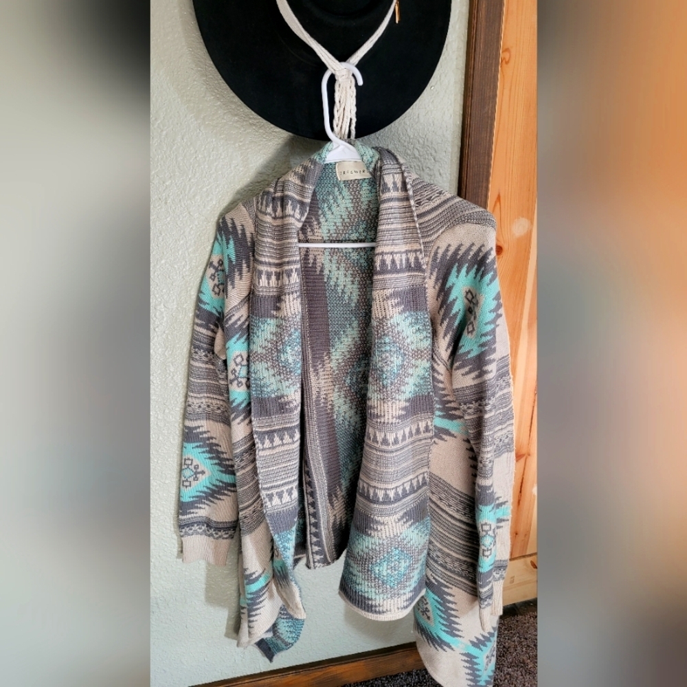 Dreamers Aztec Open-Front Cardigan in Beige, Gray & Aqua